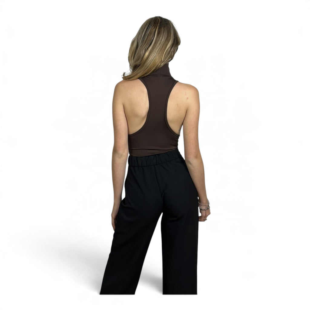 Body Collo Alto Marrone