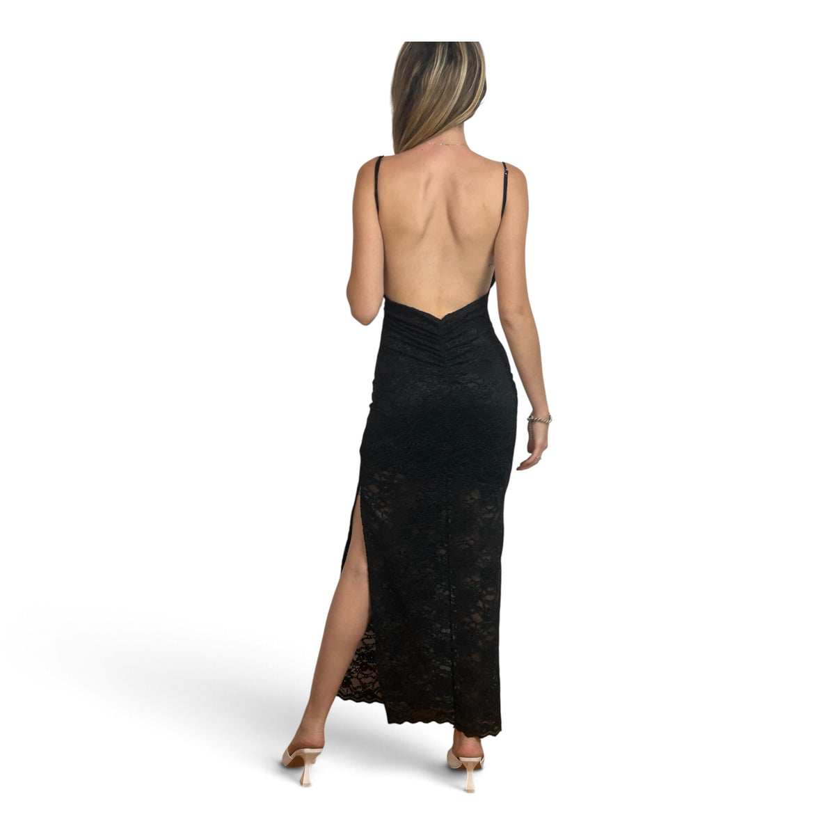 Abito In Pizzo Nero Floreale